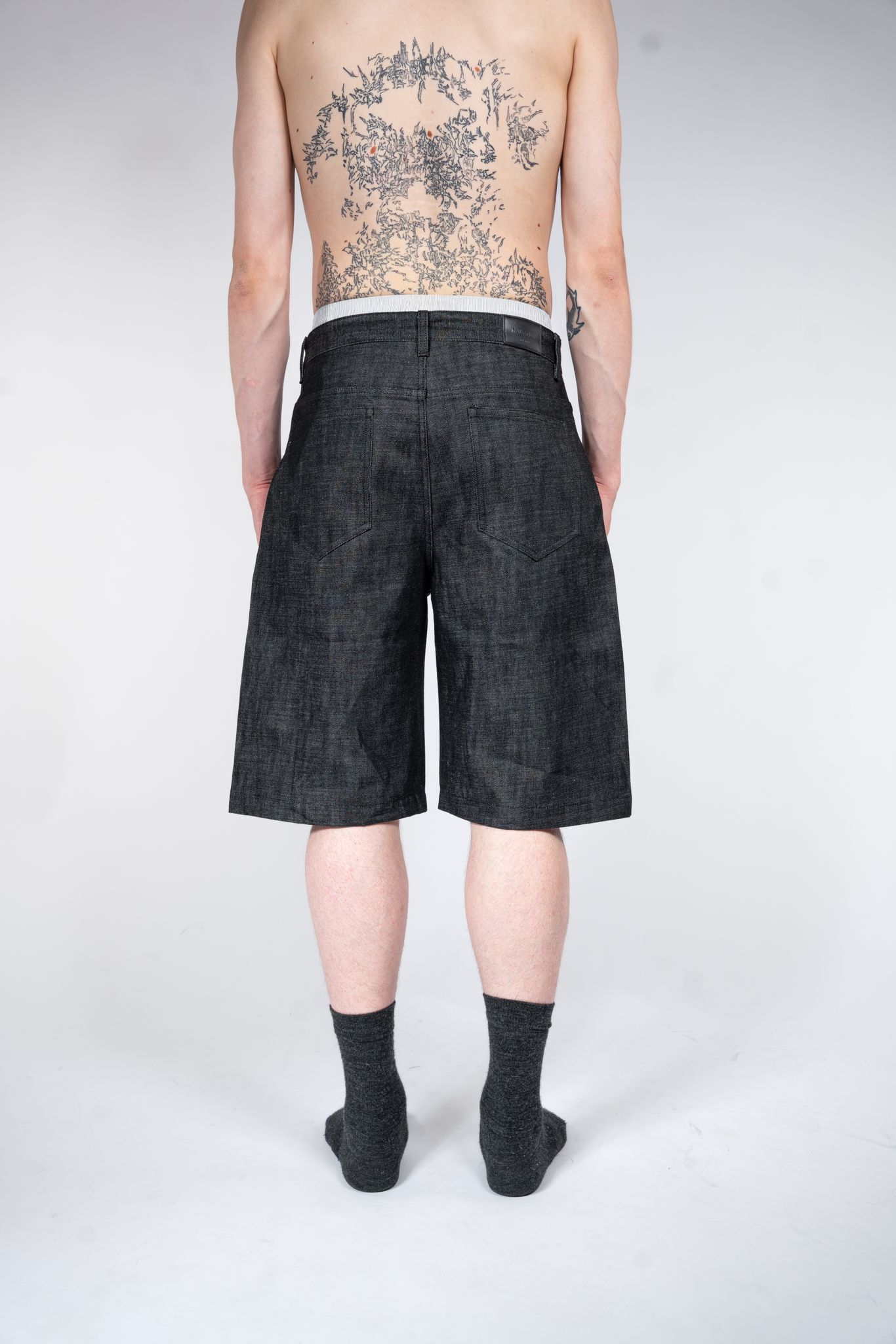 BLACK RAW HEAVYWEIGHT SELVEDGE DENIM SHORTS