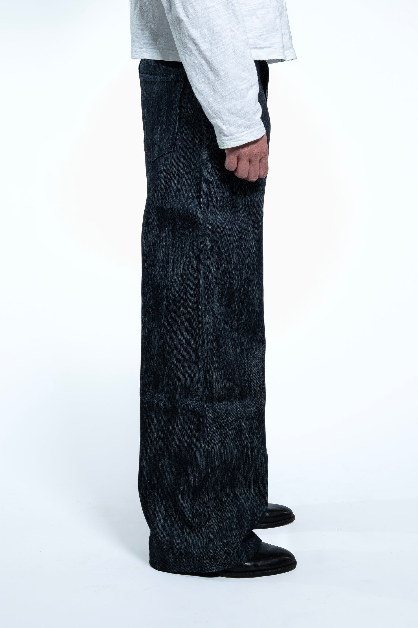 SLUB INDIGO RAW SELVEDGE DENIM JEANS LOOSE