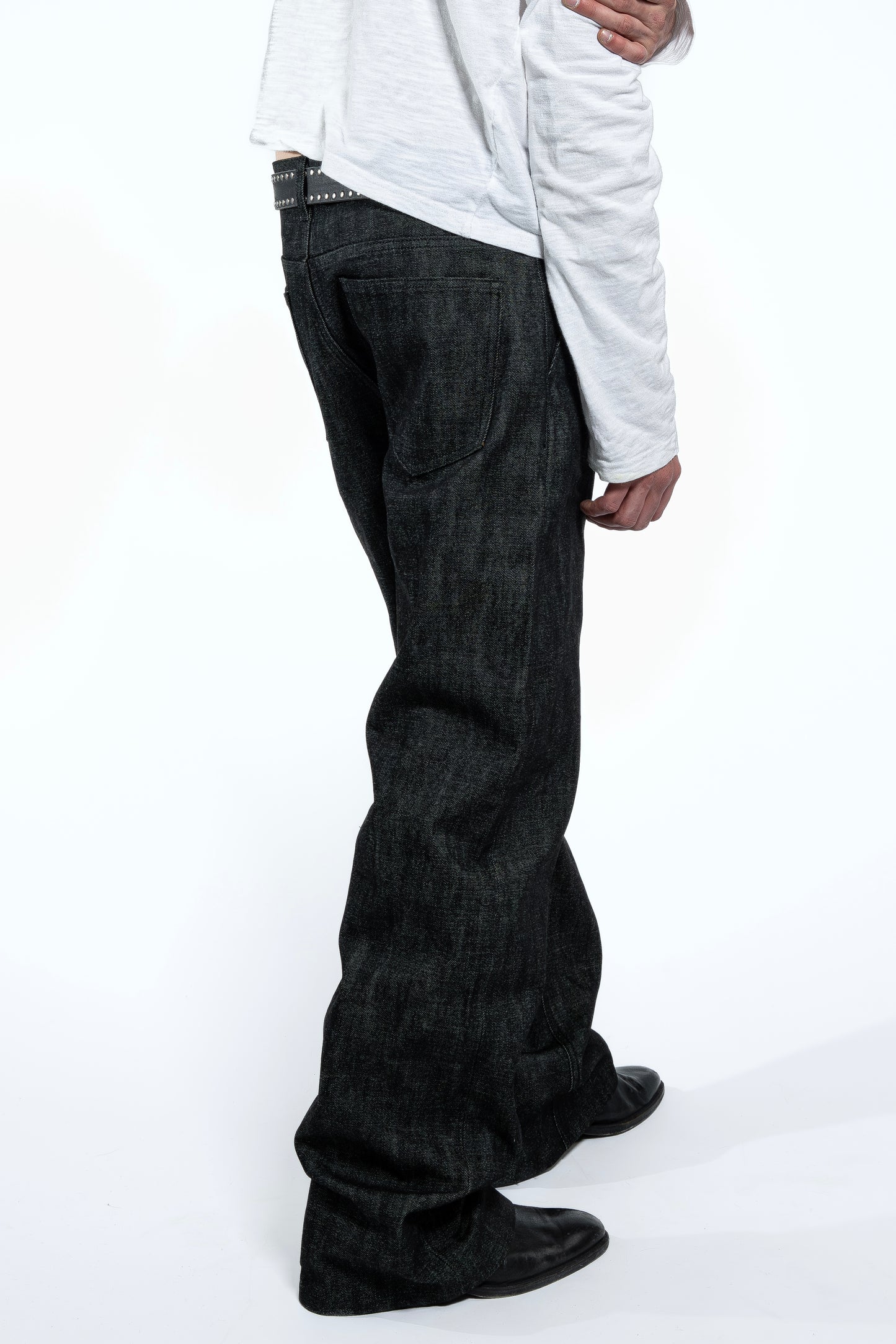 BLACK BOOTCUT RAW DENIM