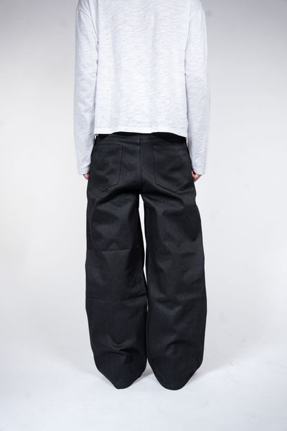JET BLACK RAW HEAVYWEIGHT SELVEDGE DENIM JEANS