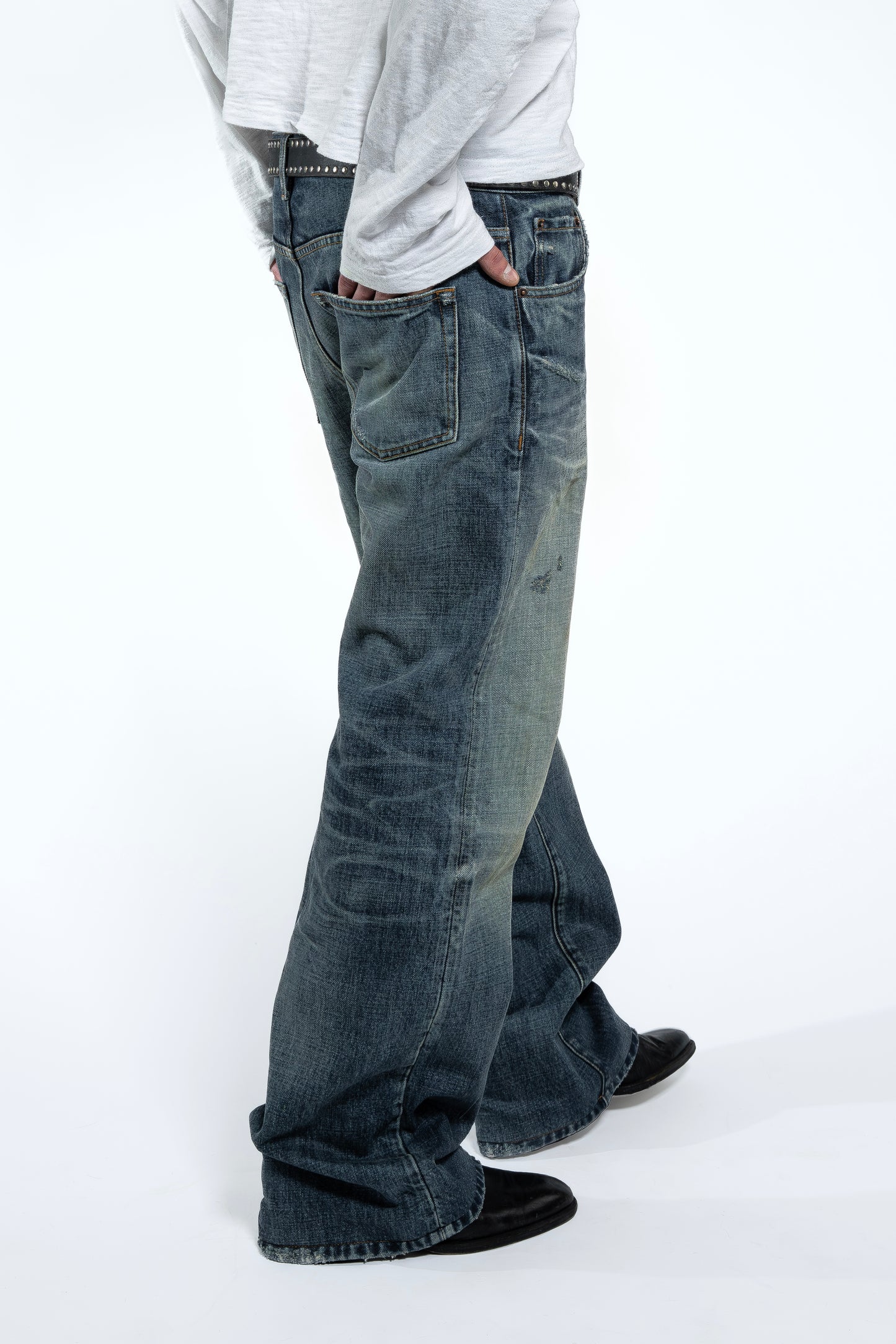 WASHED BOOTCUT DENIM