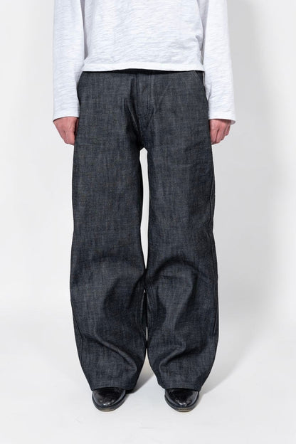BLACK RAW SELVEDGE DENIM JEANS